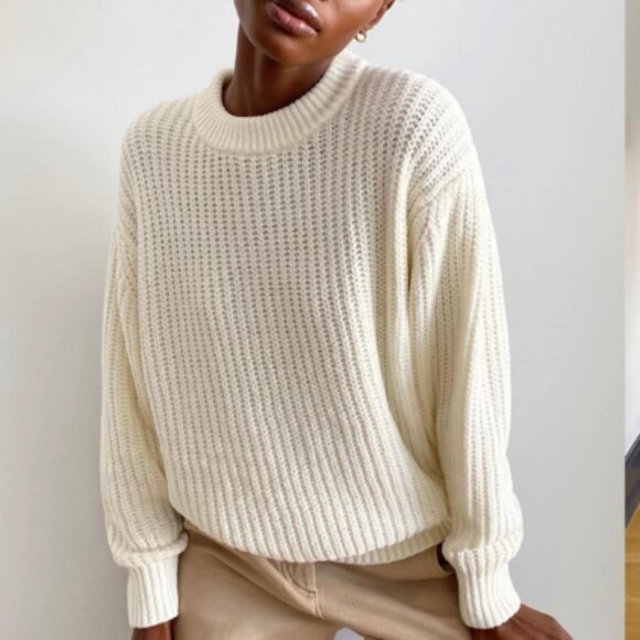 Wilfred Aritzia Cream Knit Crewneck Sweater Size Medium - Picture 1 of 4
